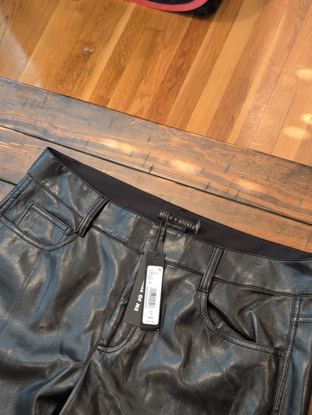 Alice + Olivia Trish Faux Leather Wide Leg Pants NWT - Picture 4 of 9